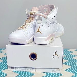 Women’s Air Jordan 6 Retro: White/Metallic Gold